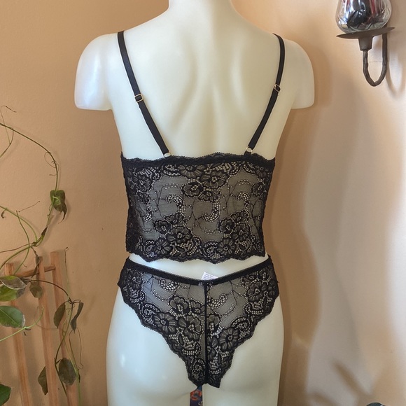 2 pc black lingerie - Picture 3 of 4